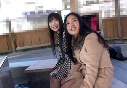 温泉フェラ動画